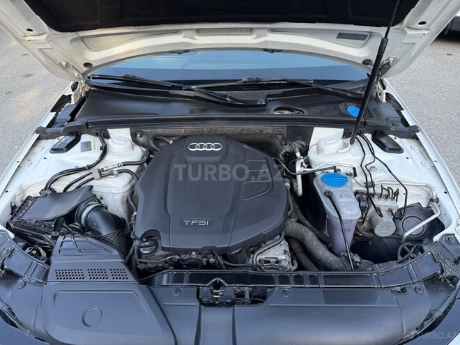 Audi A4 2015, 187,000 km - 1.8 л - Bakı