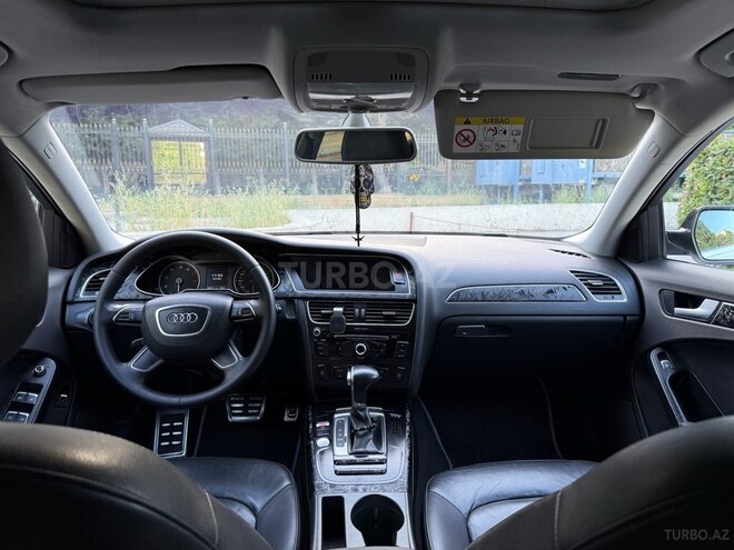 Audi A4 2015, 187,000 km - 1.8 л - Bakı
