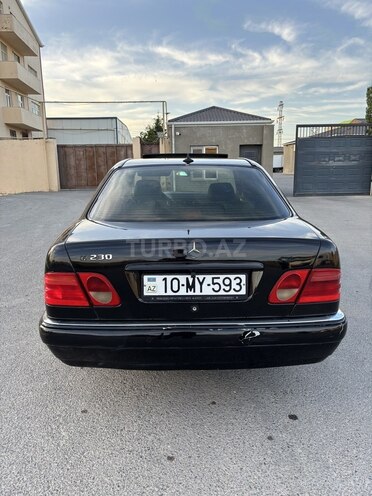 Mercedes E 230 1997, 280,000 km - 2.3 l - Bakı