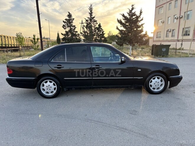Mercedes E 230 1997, 280,000 km - 2.3 l - Bakı
