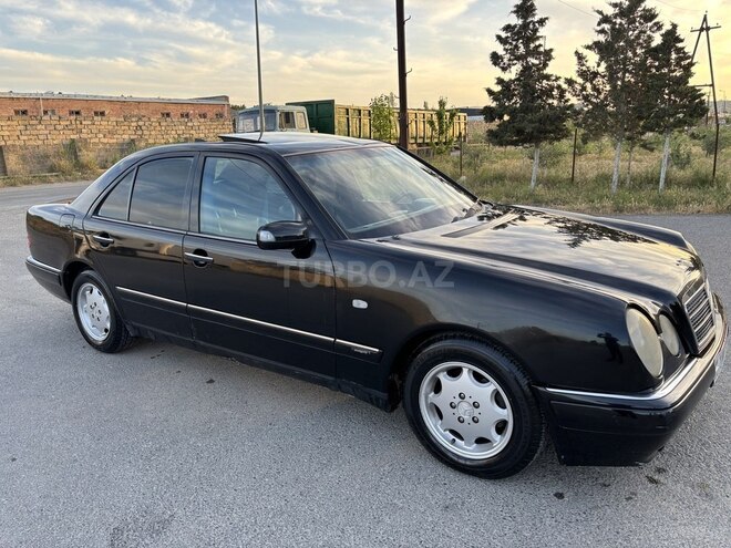 Mercedes E 230 1997, 280,000 km - 2.3 l - Bakı