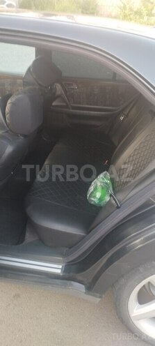 Mercedes E 240 1998, 685,840 km - 2.4 l - Balakən