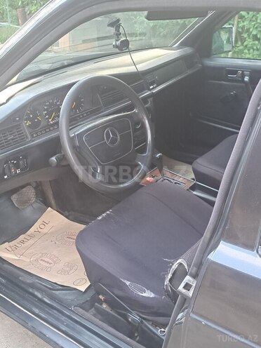Mercedes 190 1992, 380,000 km - 1.8 l - Masallı