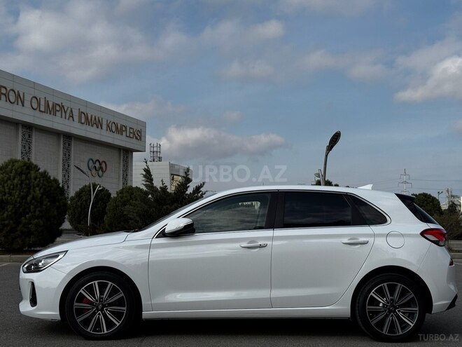 Hyundai i30 2016, 230,000 km - 1.6 l - Bakı