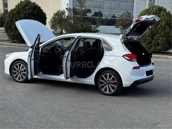 Hyundai i30 2016, 230,000 km - 1.6 l - Bakı