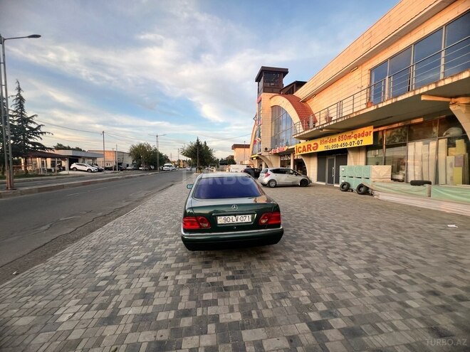 Mercedes E 200 1998, 350,000 km - 2.0 л - Masallı