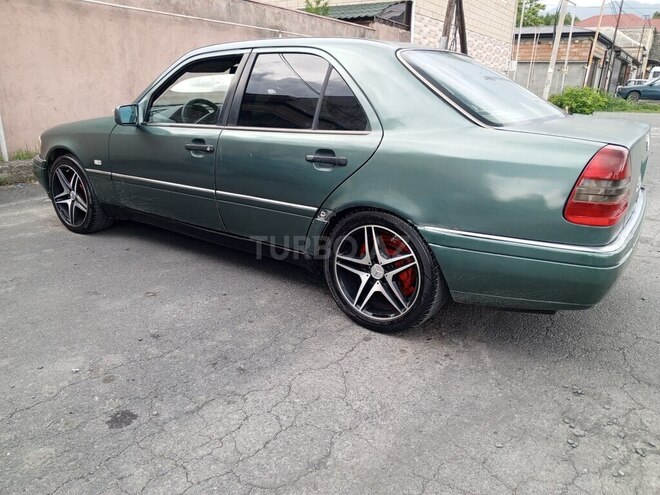 Mercedes C 220 1994, 294,462 km - 2.2 л - Zaqatala