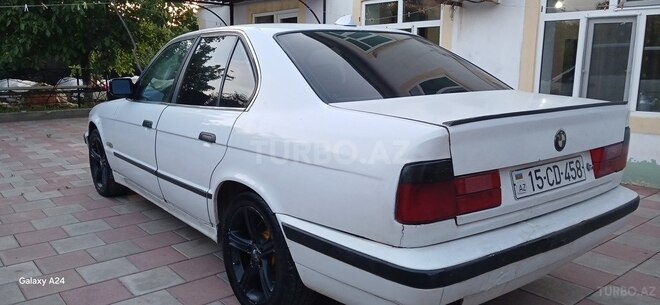 BMW 520-2