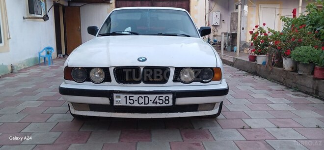 BMW 520-1