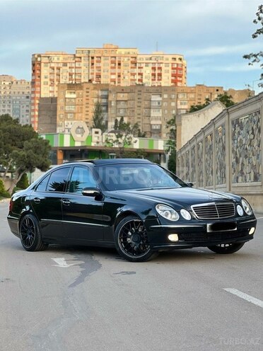 Mercedes E 320 2002, 246,000 km - 3.2 l - Bakı