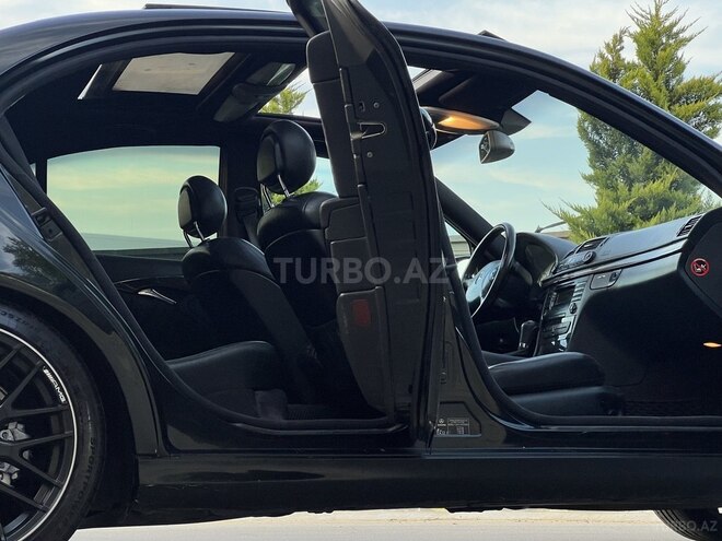 Mercedes E 320 2002, 246,000 km - 3.2 l - Bakı