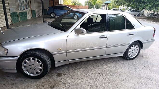 Mercedes C 240 1998, 318,000 km - 2.4 л - Göyçay