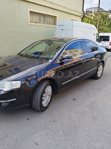 Volkswagen Passat 2008, 266,000 km - 2.0 l - Bakı