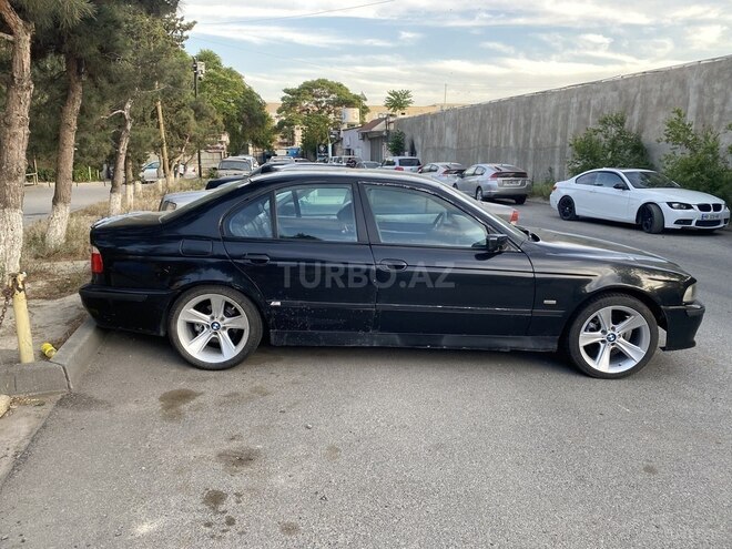 BMW 523 1999, 247,000 km - 2.5 l - Bakı