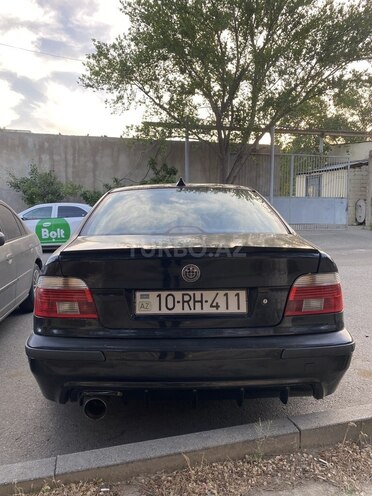 BMW 523 1999, 247,000 km - 2.5 l - Bakı