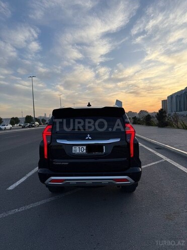 Mitsubishi Pajero Sport-4
