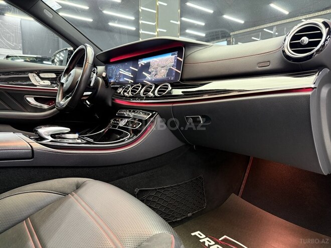 Mercedes E 43 AMG 4MATIC-14