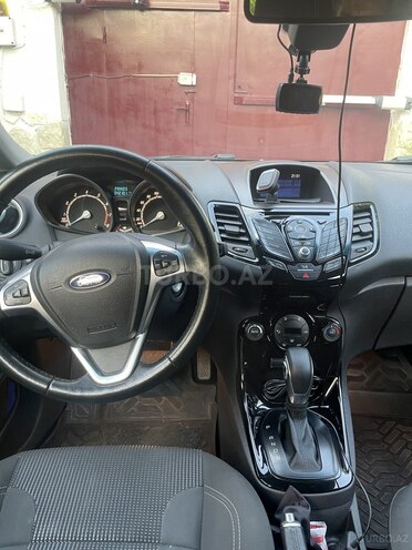 Ford Fiesta 2016, 52,000 km - 1.6 l - Bakı