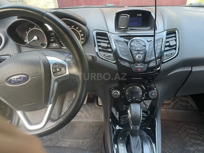 Ford Fiesta 2016, 52,000 km - 1.6 l - Bakı