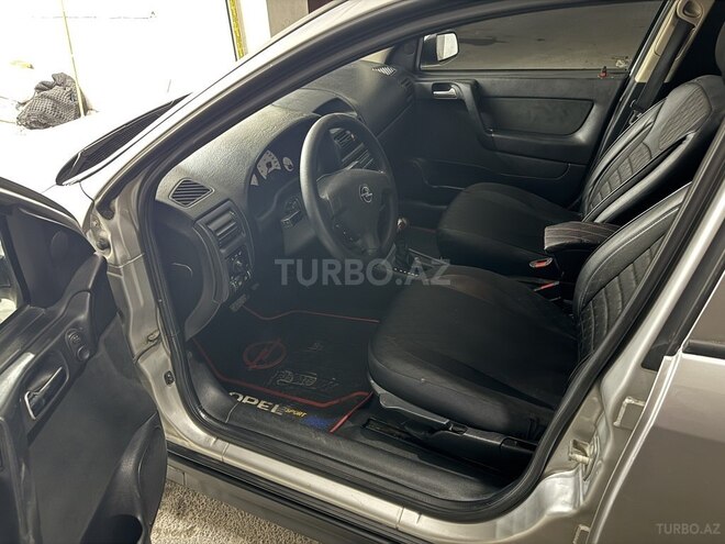 Opel Astra 2002, 211,000 km - 1.8 l - Bakı