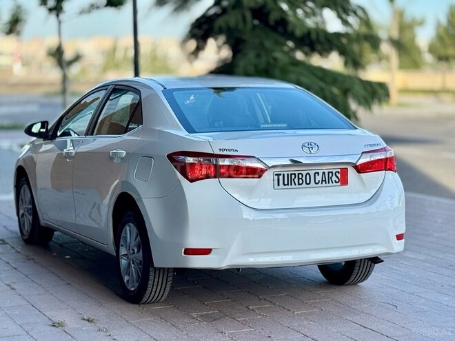 Toyota Corolla-11