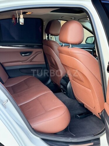 BMW 528-19