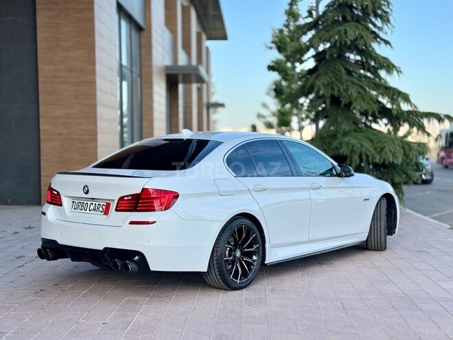 BMW 528-9