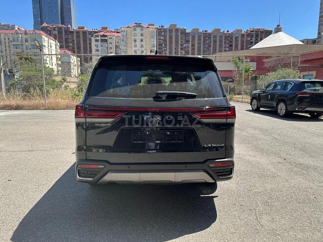 Lexus LX 500d-4