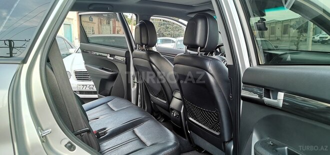 Kia Sorento-18