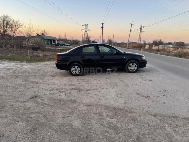 Volkswagen Passat 2000, 244,444 km - 1.8 l - Şirvan