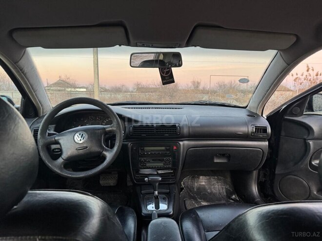 Volkswagen Passat 2000, 244,444 km - 1.8 l - Şirvan