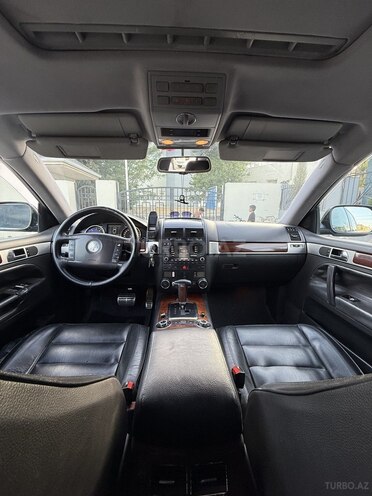 Volkswagen Touareg 2005, 395,800 km - 4.2 л - Bakı