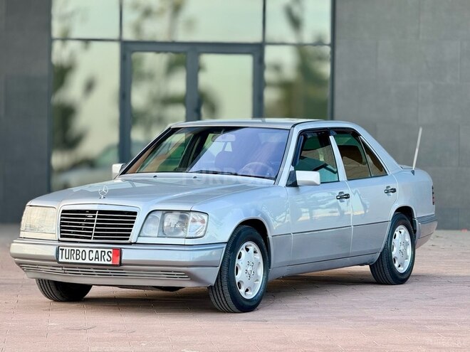 Mercedes E 220-5