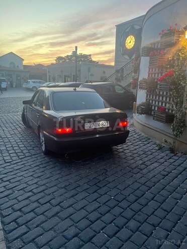 Mercedes C 180 1997, 300,000 km - 1.8 л - Bakı