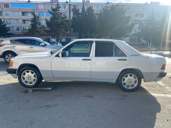 Mercedes 190 1991, 300,000 km - 2.0 l - Sumqayıt