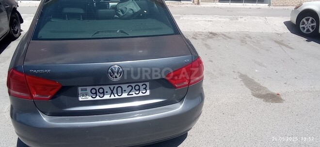 Volkswagen Passat 2013, 243,000 km - 2.5 l - Bakı
