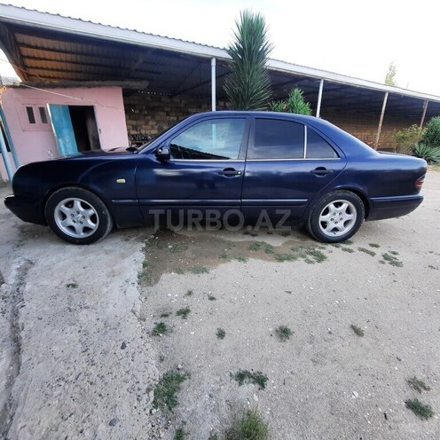 Mercedes E 220 d 1998, 453,885 km - 2.2 l - Şirvan