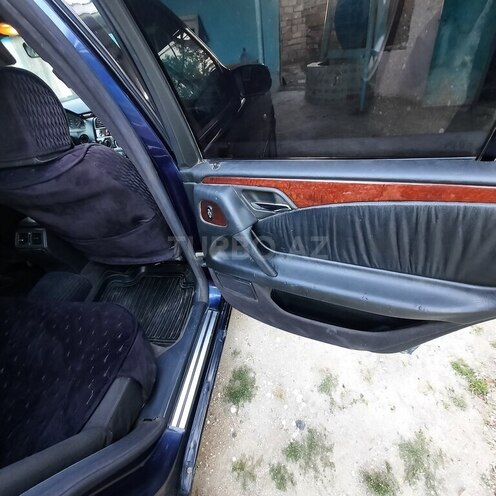 Mercedes E 220 d 1998, 453,885 km - 2.2 l - Şirvan