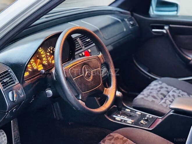 Mercedes C 200 1998, 290,000 km - 2.0 l - Xırdalan
