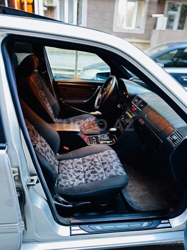 Mercedes C 200 1998, 290,000 km - 2.0 l - Xırdalan