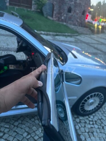 Mercedes E 220 d 2000, 331,000 km - 2.2 l - Tovuz