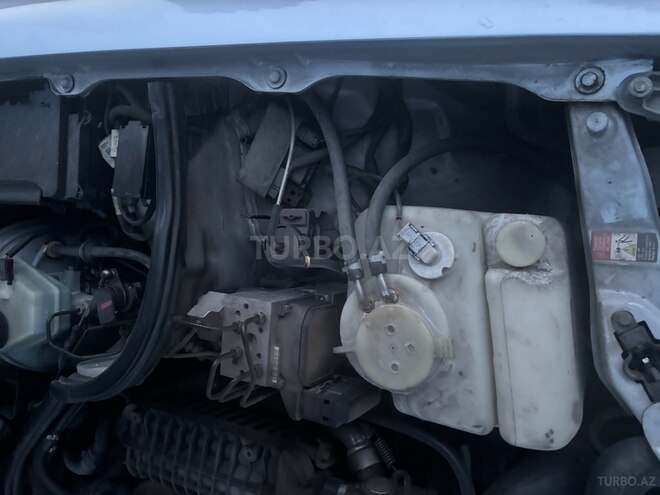 Mercedes E 220 d 2000, 331,000 km - 2.2 l - Tovuz