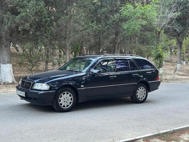 Mercedes C 240 1999, 301,000 km - 2.4 l - Sumqayıt