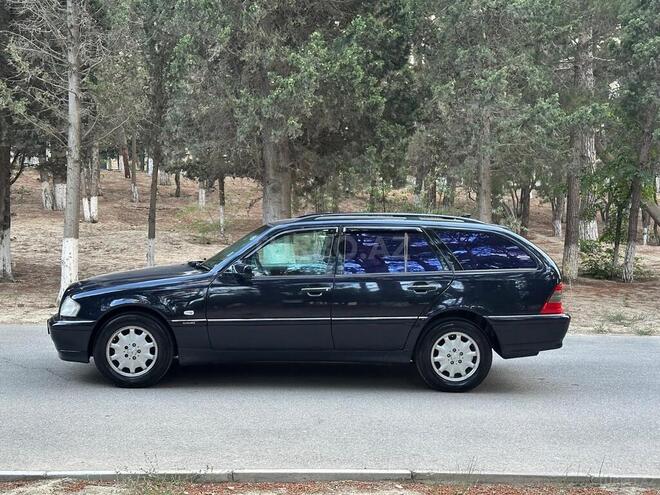 Mercedes C 240 1999, 301,000 km - 2.4 l - Sumqayıt