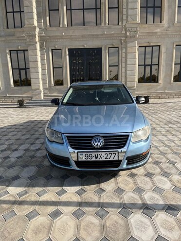 Volkswagen Passat 2005, 200,000 km - 2.0 l - Saatlı