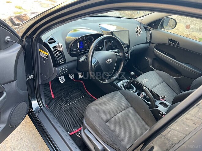 Hyundai i30 2009, 285,000 km - 1.4 l - Bakı