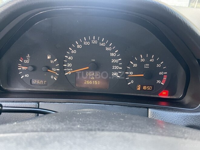 Mercedes E 240 2000, 266,161 km - 2.6 л - Bakı
