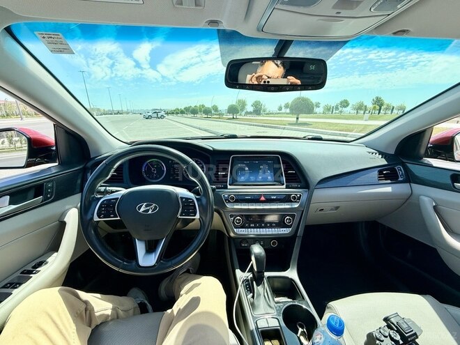Hyundai Sonata-9