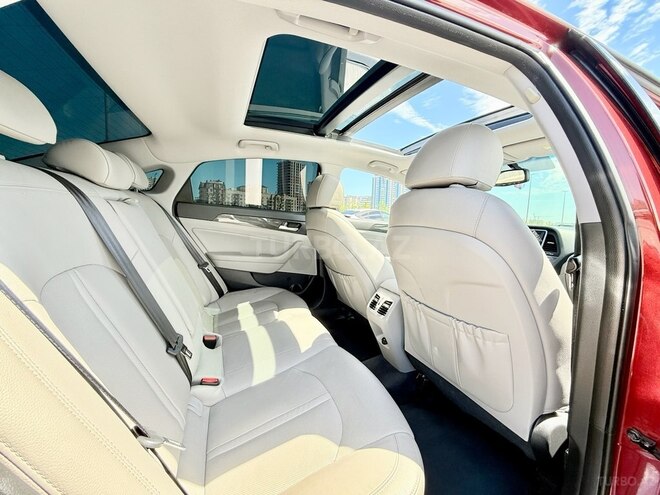 Hyundai Sonata-7