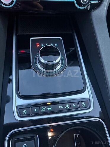 Jaguar F-Pace 2016, 143,000 km - 2.0 l - Bakı